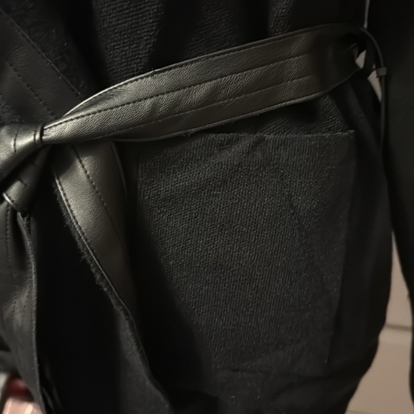 Sioni Black Sweater Blazer with Faux Leather Trim, new - Picture 4 of 10